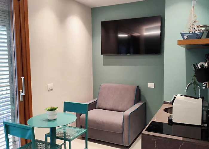 Civitanave Affittacamere 3*